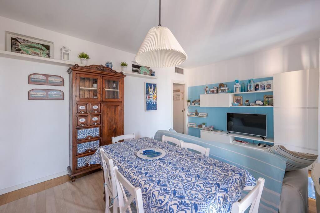 Seaview Cavi B. 100Mt Dal Mare Apartment Lavagna Exterior photo